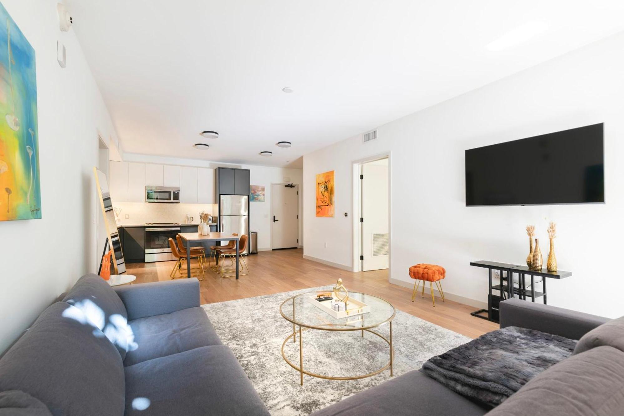 Hollywood 2 Bedroom La Na