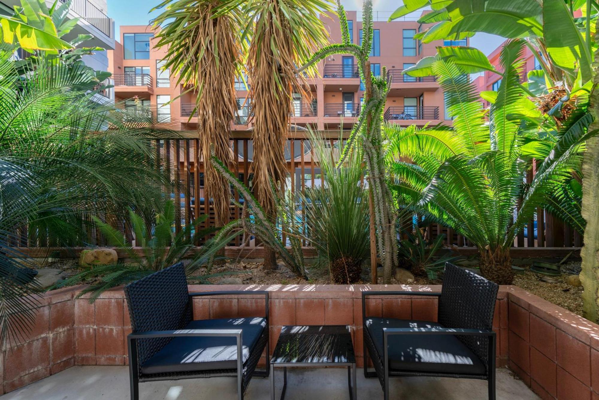 Apartamento Hollywood 2 Bedroom La Na *